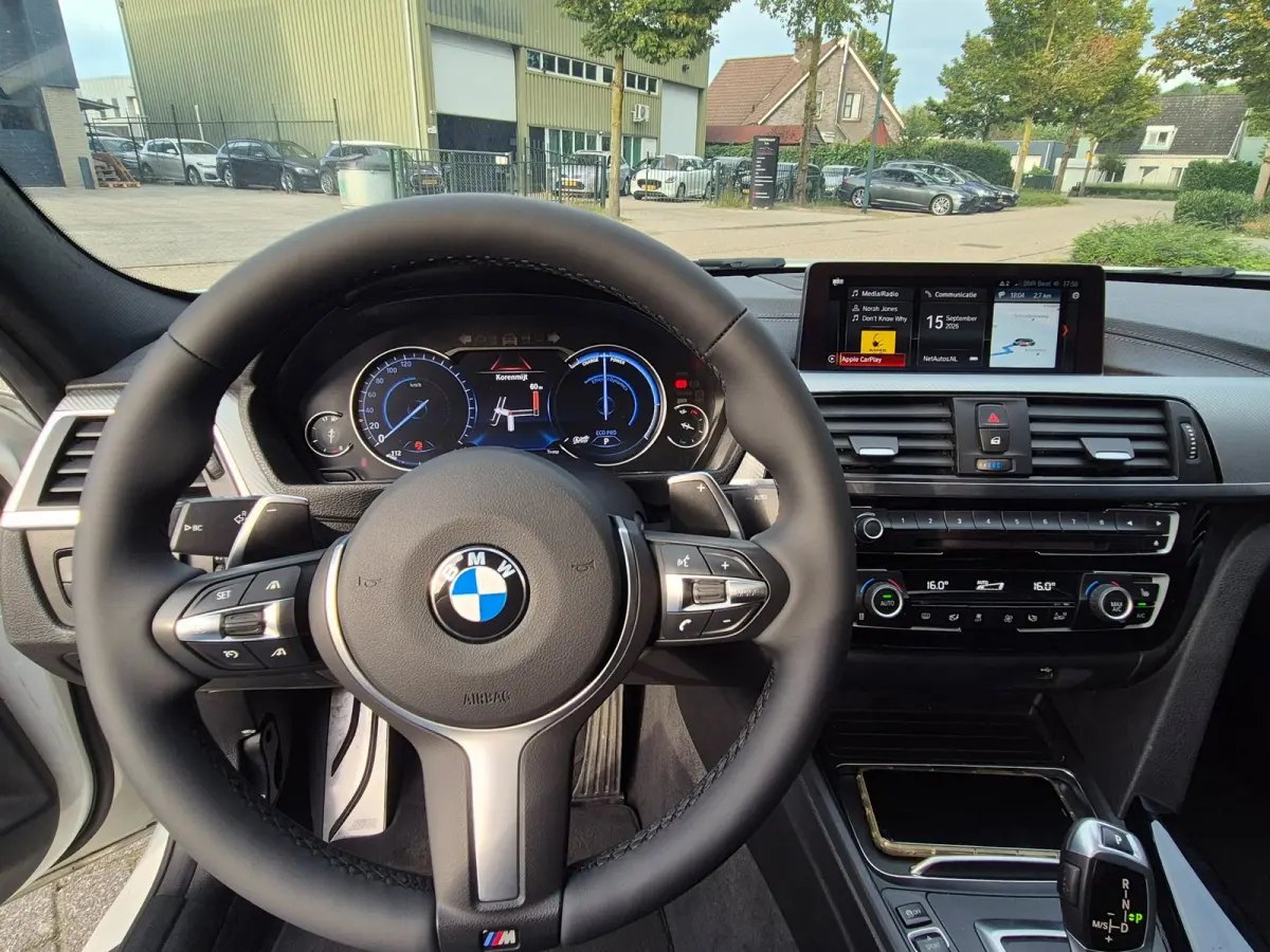 320i F30 M Sport Ed Shadow Executive H&K Apple CarPlay Pano ACC Adaptieve Cruise Keyless NAP