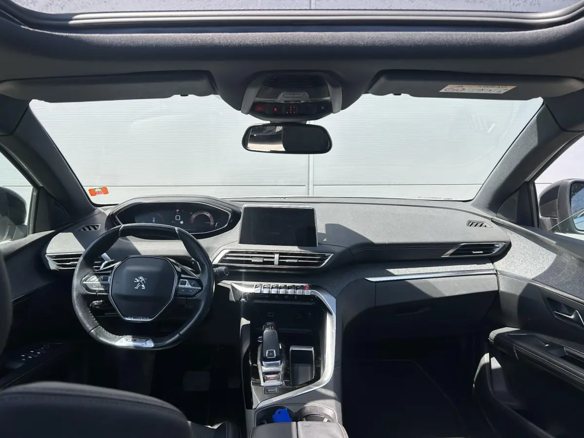 1.2 PureTech GT-Line Avantage | Panoramisch schuifdak | Adaptieve Cruise Control | Camera | Apple Carplay/Android Auto