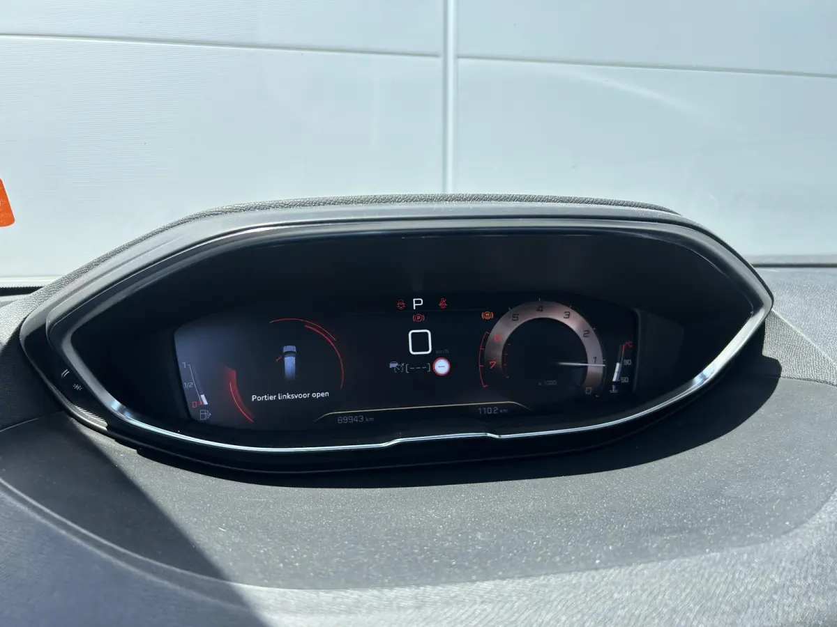 1.2 PureTech GT-Line Avantage | Panoramisch schuifdak | Adaptieve Cruise Control | Camera | Apple Carplay/Android Auto