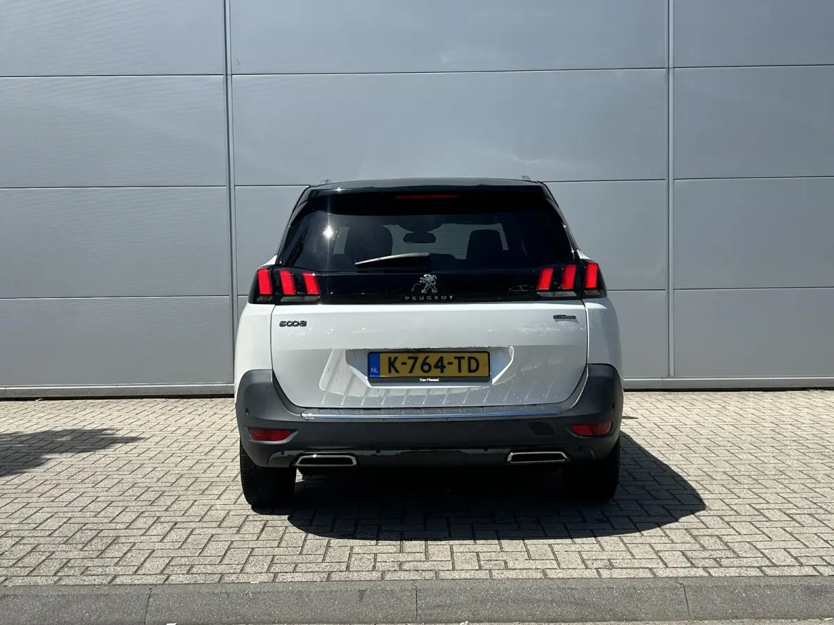 1.2 PureTech GT-Line Avantage | Panoramisch schuifdak | Adaptieve Cruise Control | Camera | Apple Carplay/Android Auto
