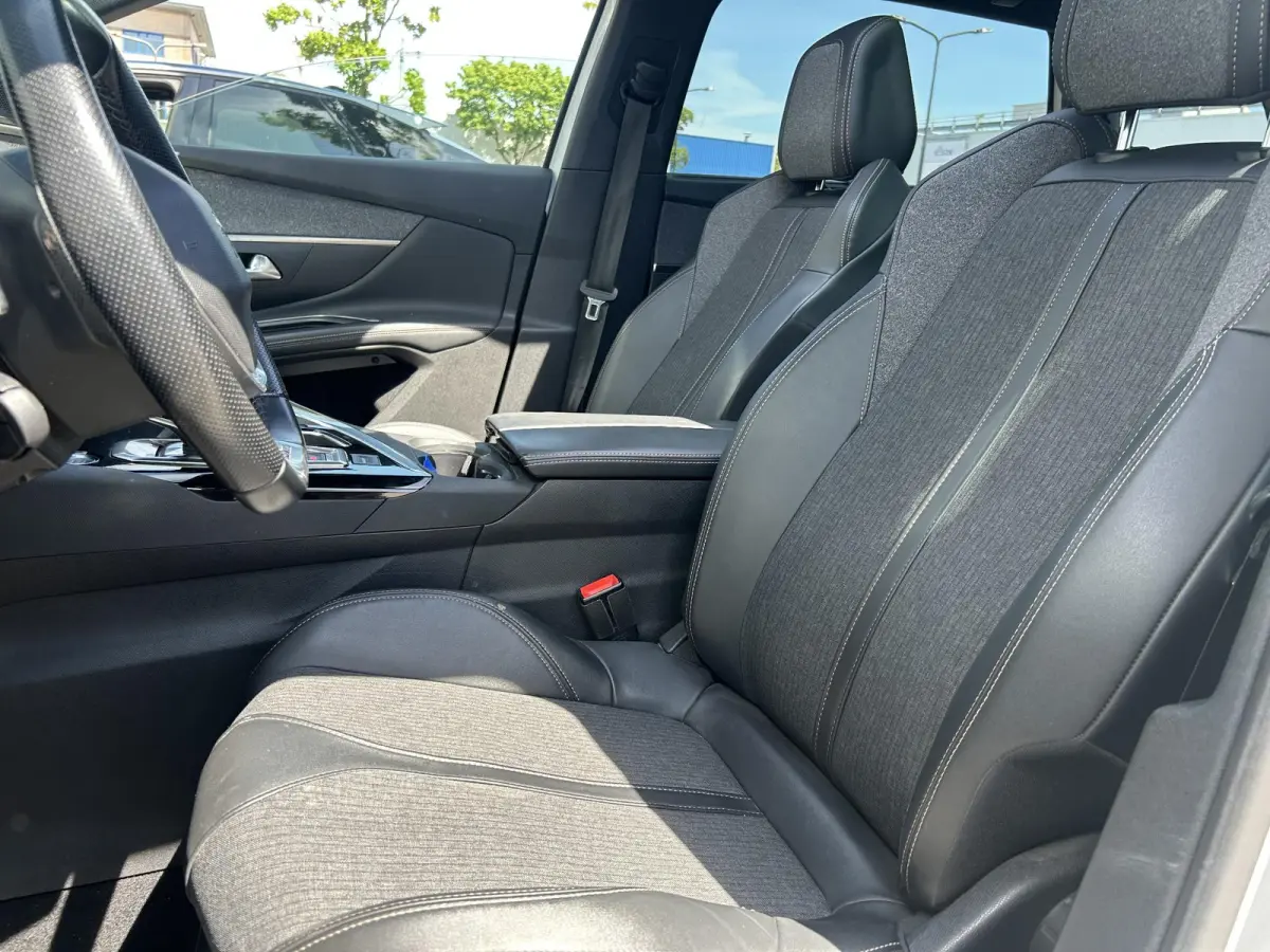 1.2 PureTech GT-Line Avantage | Panoramisch schuifdak | Adaptieve Cruise Control | Camera | Apple Carplay/Android Auto