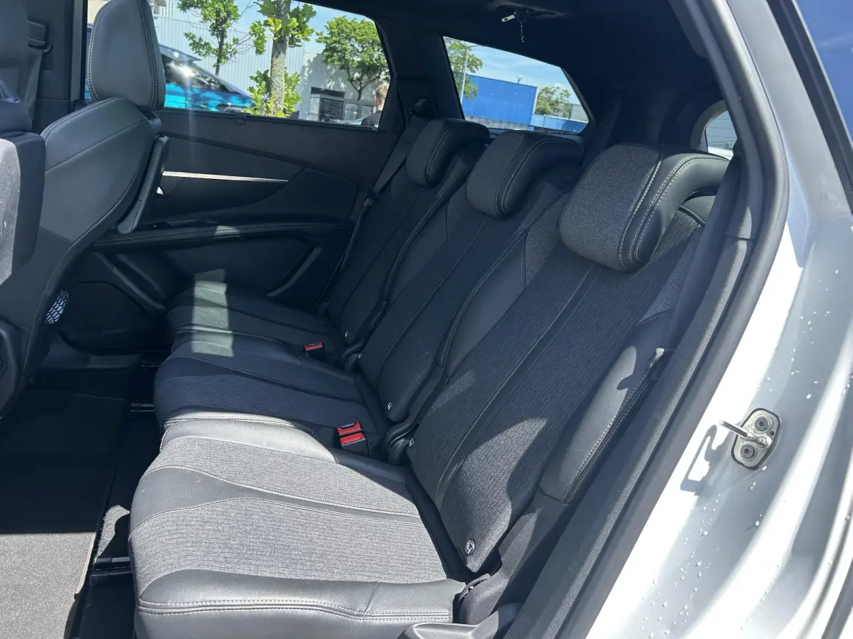1.2 PureTech GT-Line Avantage | Panoramisch schuifdak | Adaptieve Cruise Control | Camera | Apple Carplay/Android Auto