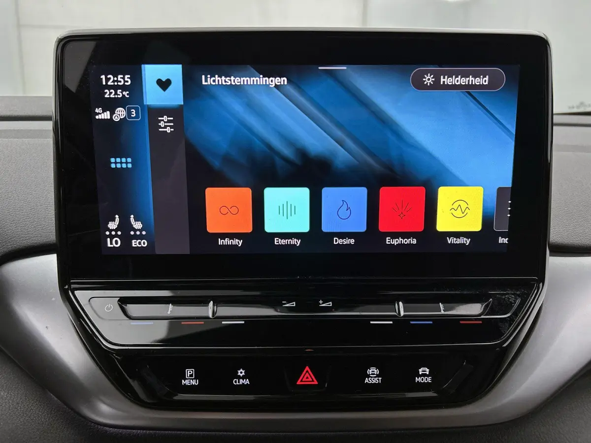 First 77 kWh | 204 PK | SoH...% | Appel Carplay / Android Auto | Parkeercamera | Stoelverwarming | Stuurverwarming | Adaptieve Cruise Control |