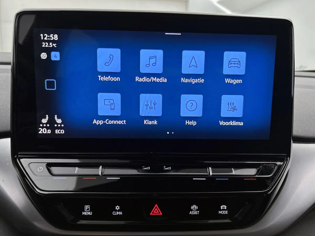 First 77 kWh | 204 PK | SoH...% | Appel Carplay / Android Auto | Parkeercamera | Stoelverwarming | Stuurverwarming | Adaptieve Cruise Control |