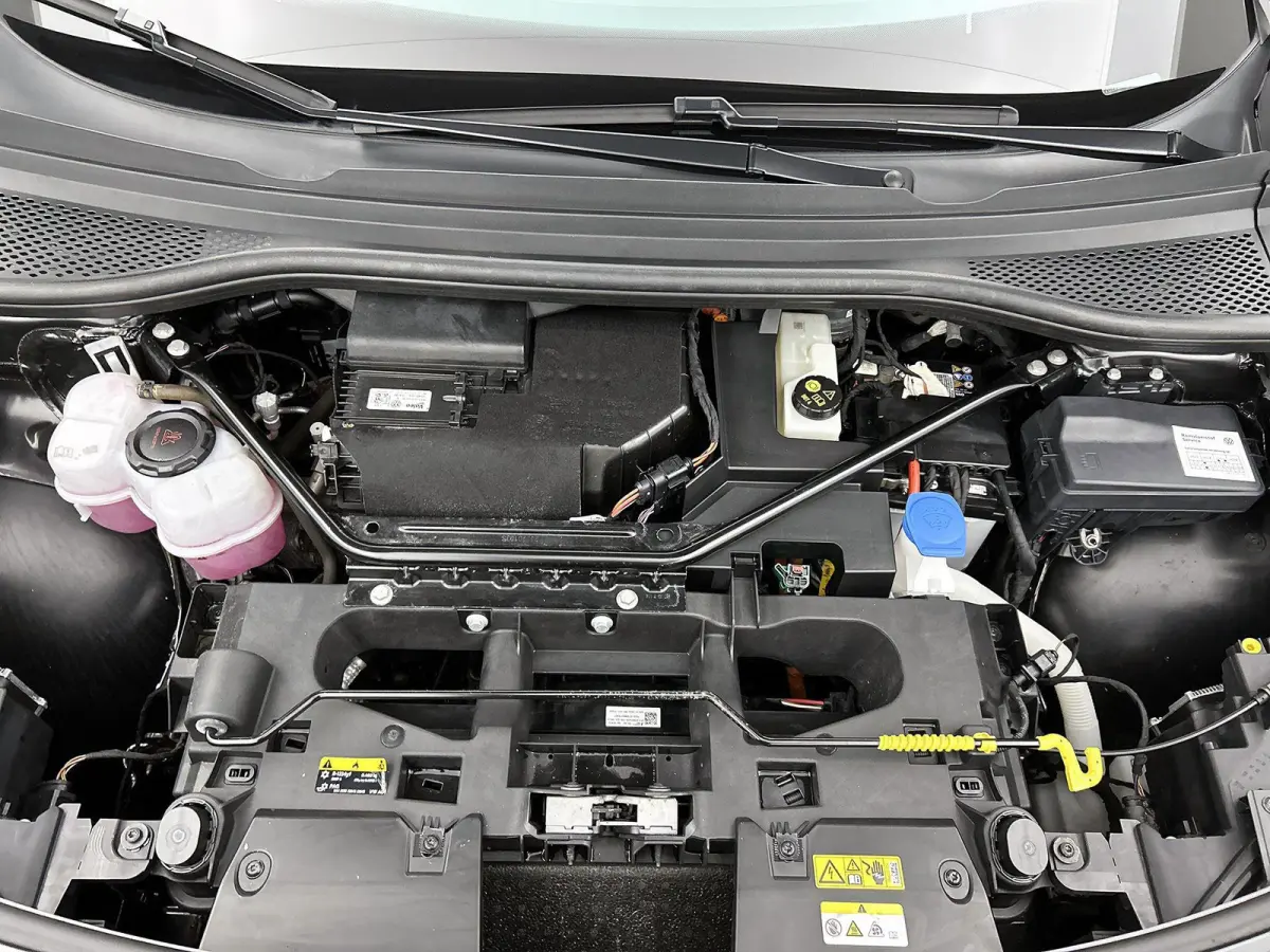First 77 kWh | 204 PK | SoH...% | Appel Carplay / Android Auto | Parkeercamera | Stoelverwarming | Stuurverwarming | Adaptieve Cruise Control |