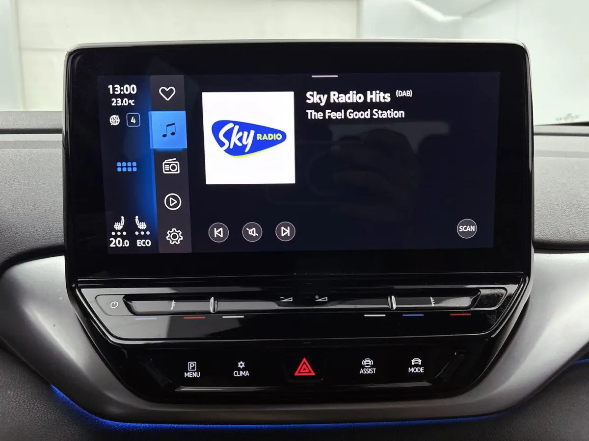First 77 kWh | 204 PK | SoH...% | Appel Carplay / Android Auto | Parkeercamera | Stoelverwarming | Stuurverwarming | Adaptieve Cruise Control |