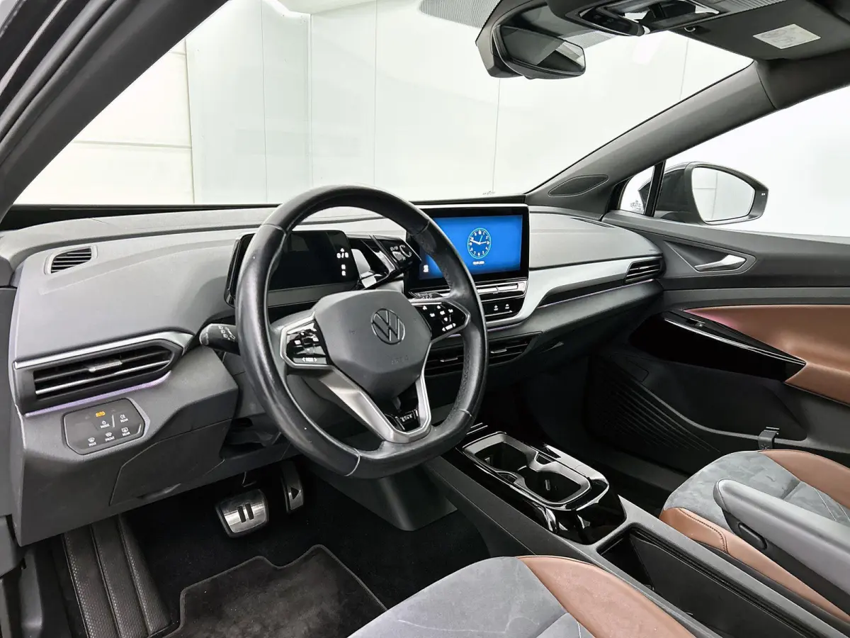 First 77 kWh | 204 PK | SoH...% | Appel Carplay / Android Auto | Parkeercamera | Stoelverwarming | Stuurverwarming | Adaptieve Cruise Control |