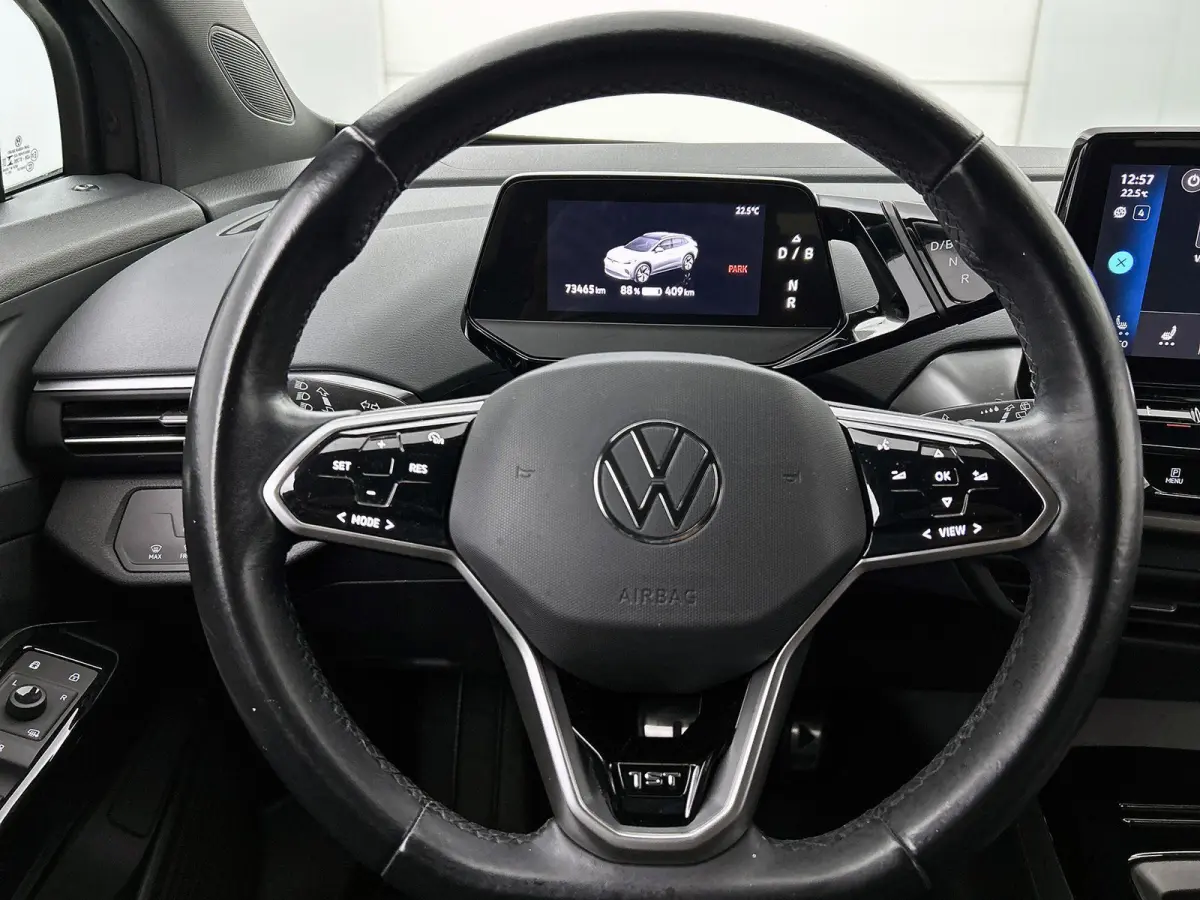 First 77 kWh | 204 PK | SoH...% | Appel Carplay / Android Auto | Parkeercamera | Stoelverwarming | Stuurverwarming | Adaptieve Cruise Control |