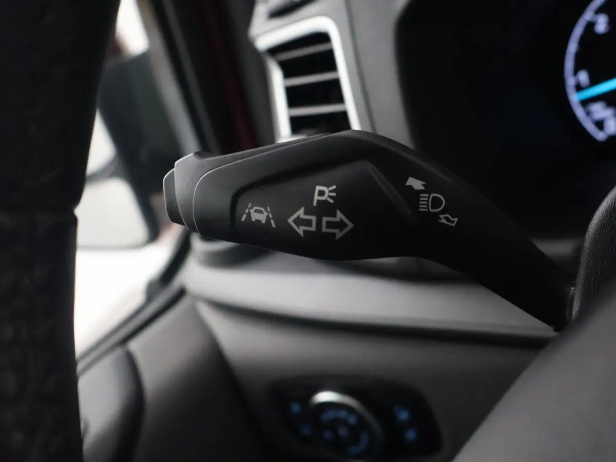 320 2.0 TDCI 185 PK SPORT AUT. 5-PERS DUBBEL CAB. + 2 SCHUIFDEUREN | TREKHAAK | CARPLAY | STOELVERW.