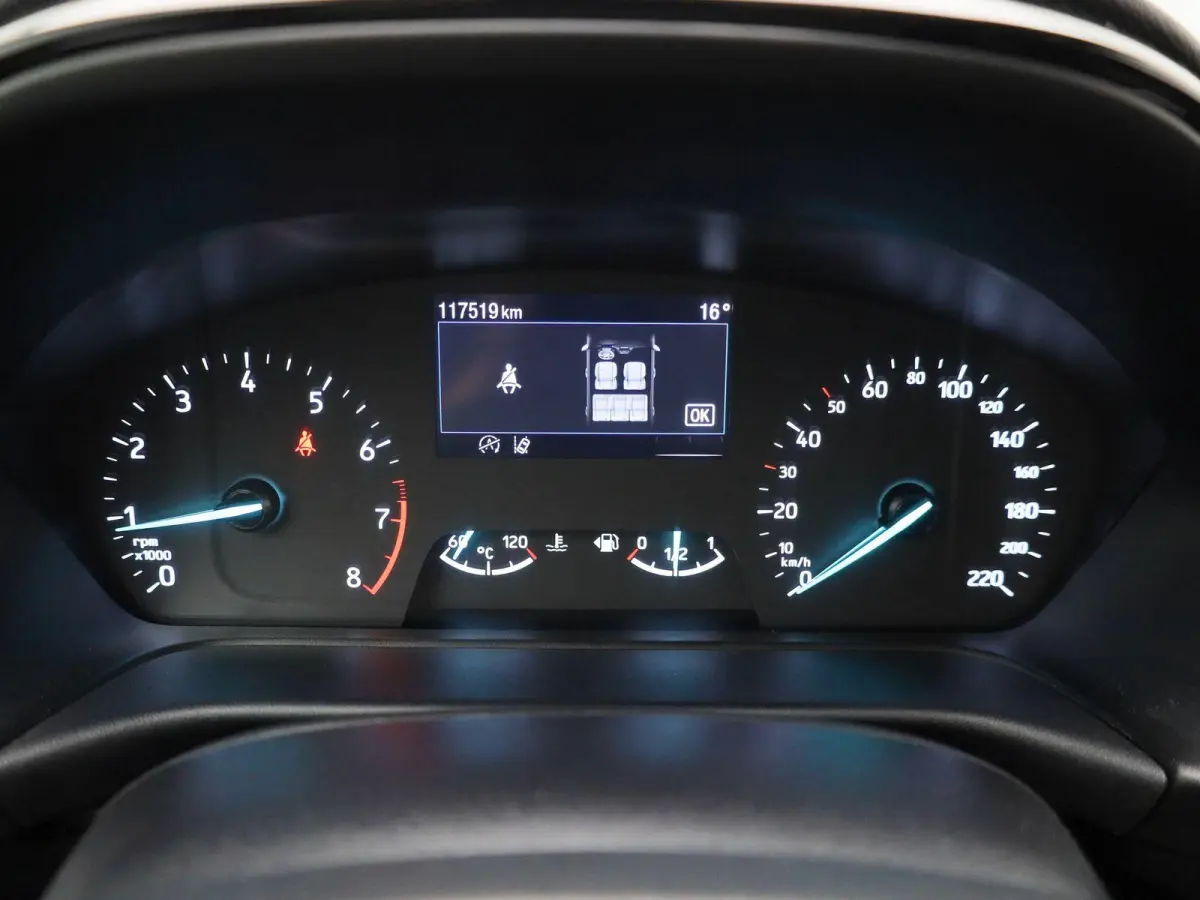 1.0 EcoBoost Hybrid Titanium X | Apple Carplay / Android Auto | Panoramadak | Achteruitrijcamera | Parkeersensoren |