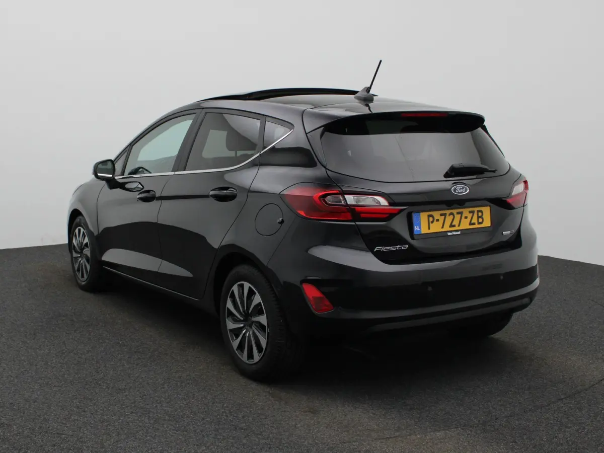 1.0 EcoBoost Hybrid Titanium X | Apple Carplay / Android Auto | Panoramadak | Achteruitrijcamera | Parkeersensoren |
