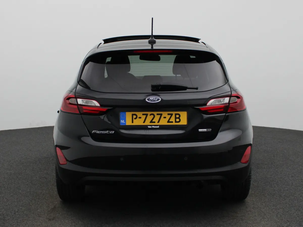 1.0 EcoBoost Hybrid Titanium X | Apple Carplay / Android Auto | Panoramadak | Achteruitrijcamera | Parkeersensoren |