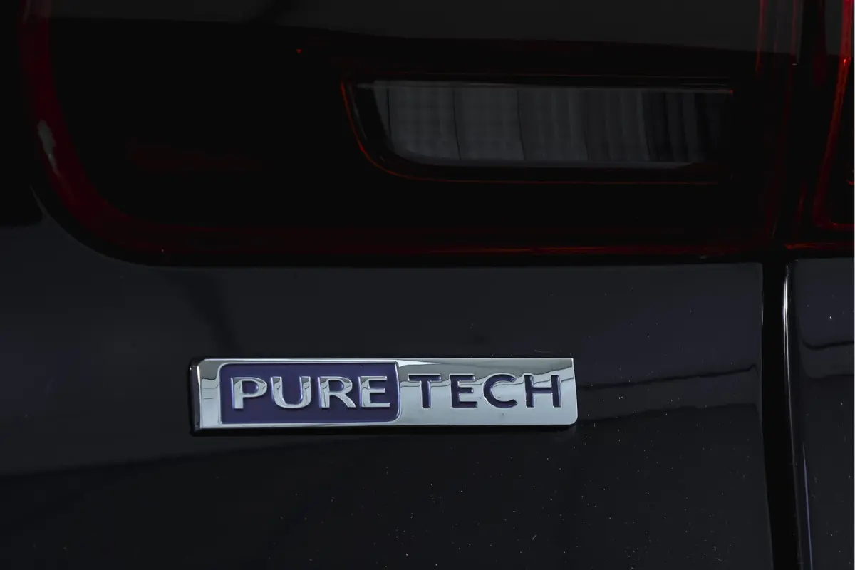 1.2 PureTech 110 PK Blue Lion | Cruise | PDC | NAV | Airco | Afn.Trekhaak | DAB | LM 16" |