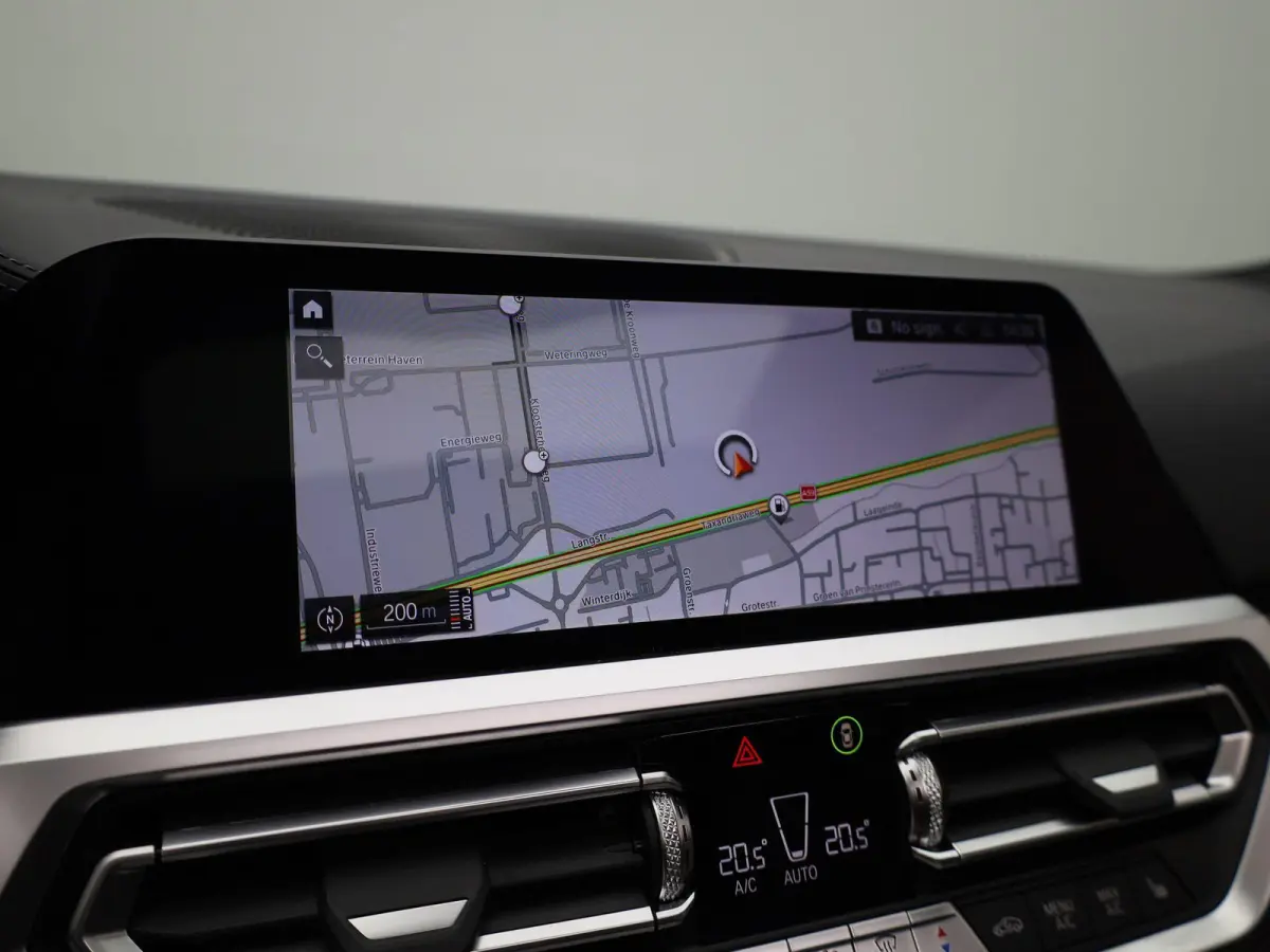 M340i xDrive High Executive | Apple Carplay / Android Auto | Panoramadak | Stuurverwarming | Stoelverwarming Voor en Achter | Harman Kardon | Head-up Display | Trekhaak |