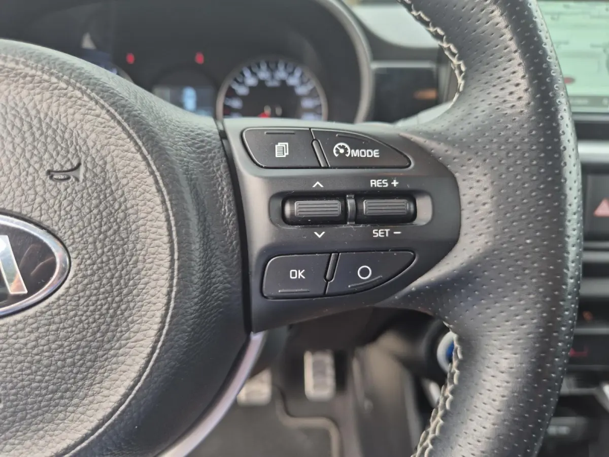 1.2 CVVT X-Line | Cruise Control | Climate Control | Camera | Navigatie | Stoelverwarming | Stuurverwarming | Lederen Bekleding | X-Line |