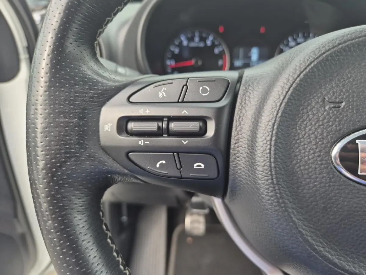 1.2 CVVT X-Line | Cruise Control | Climate Control | Camera | Navigatie | Stoelverwarming | Stuurverwarming | Lederen Bekleding | X-Line |