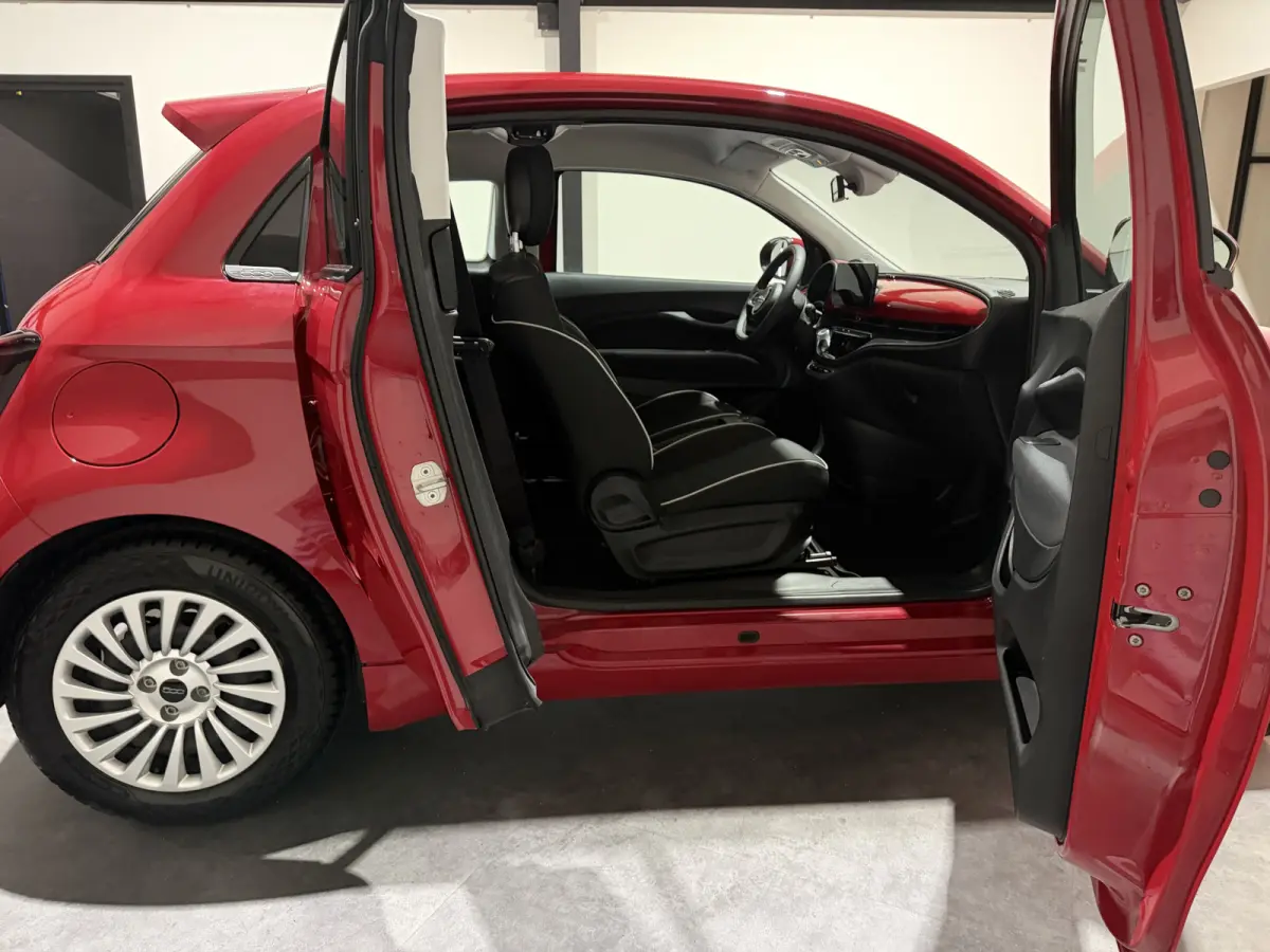 3+1 42 kWh | Apple CarPlay - Android Auto | Stoelen verwarmd | Dodehoek detectie