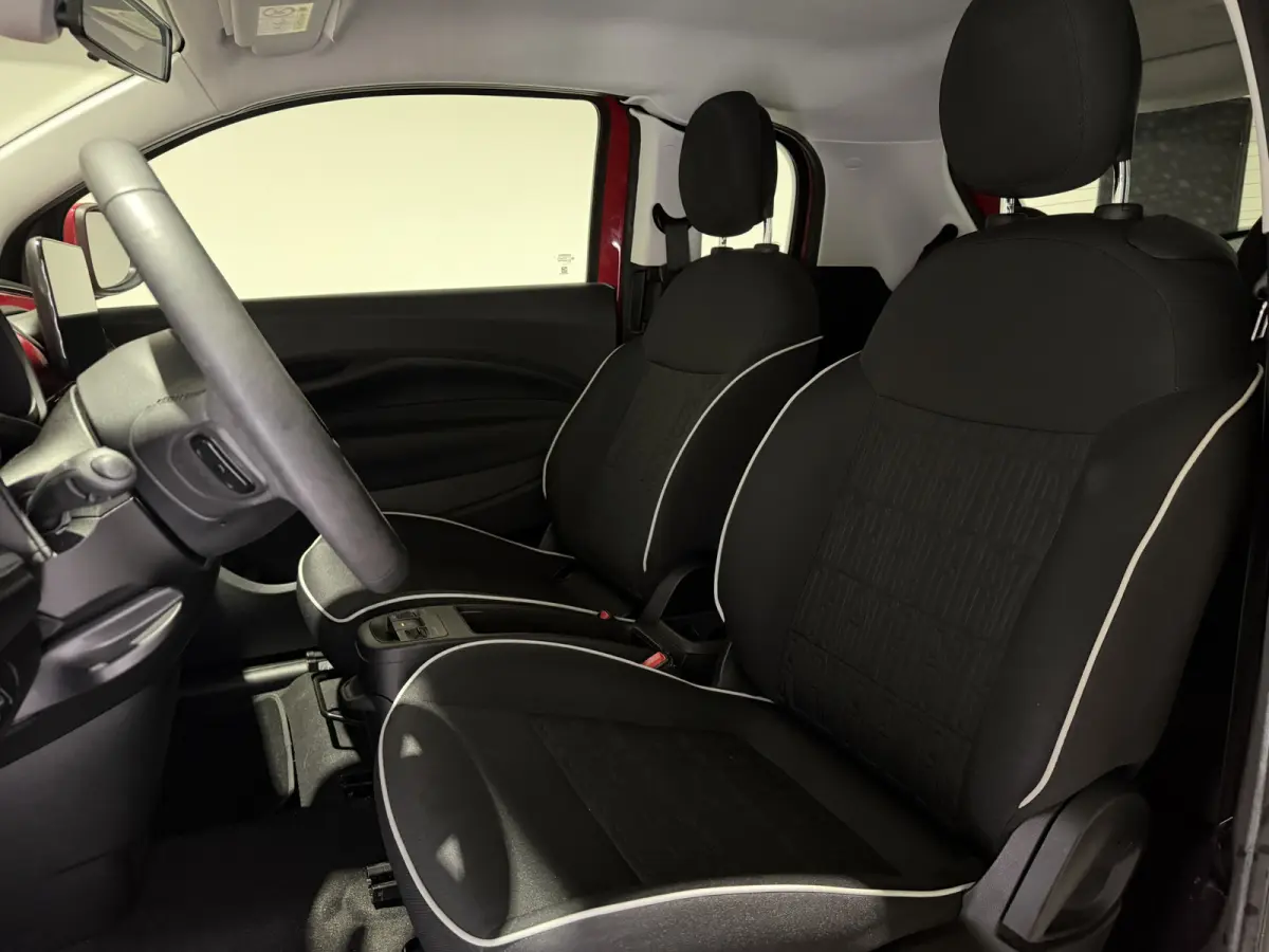3+1 42 kWh | Apple CarPlay - Android Auto | Stoelen verwarmd | Dodehoek detectie