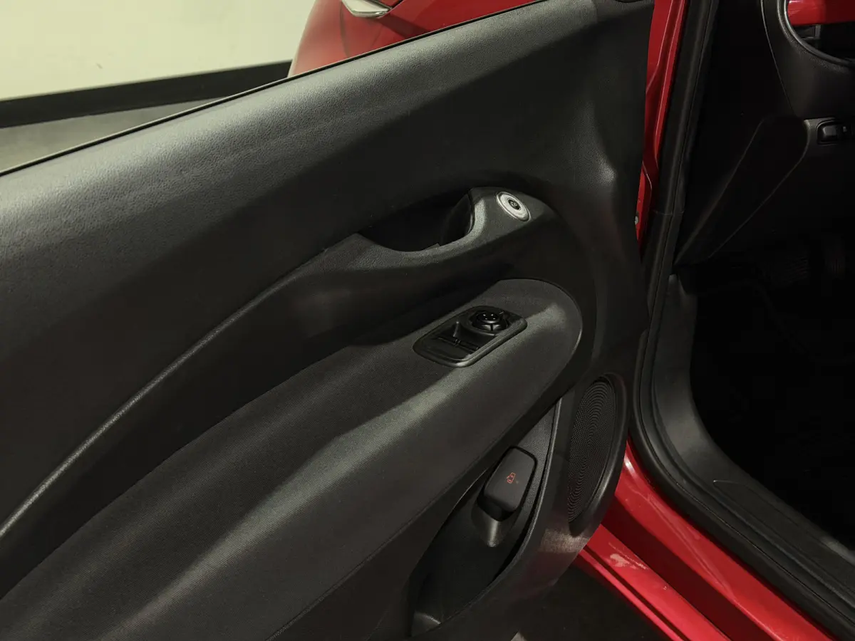 3+1 42 kWh | Apple CarPlay - Android Auto | Stoelen verwarmd | Dodehoek detectie