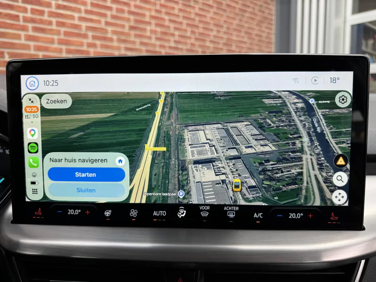 1.0 EcoBoost Hybrid Titanium | Stuur, Stoel en Voorruitverwarming | Cruise Control adaptief | Carplay/Andriod/Navi |