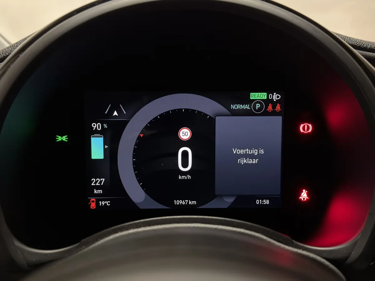3+1 42 kWh | Apple CarPlay - Android Auto | Stoelen verwarmd | Dodehoek detectie