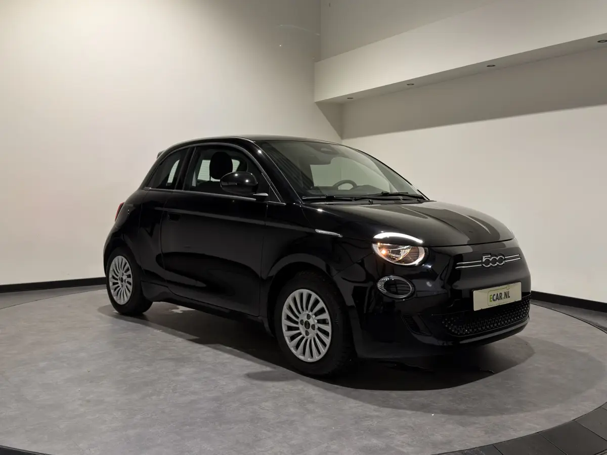 3+1 42 kWh | Apple CarPlay - Android Auto | Stoelen verwarmd | Dodehoek detectie