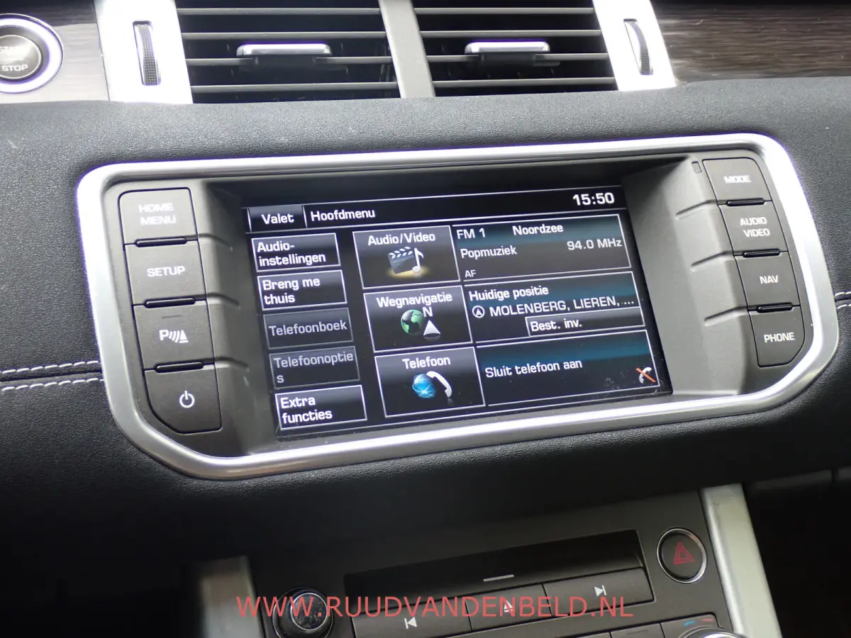 2.2 TD4 4WD DYNAMIC / CAMERA / STUUR + STOELVERWARMING / MEMORY / NAVI