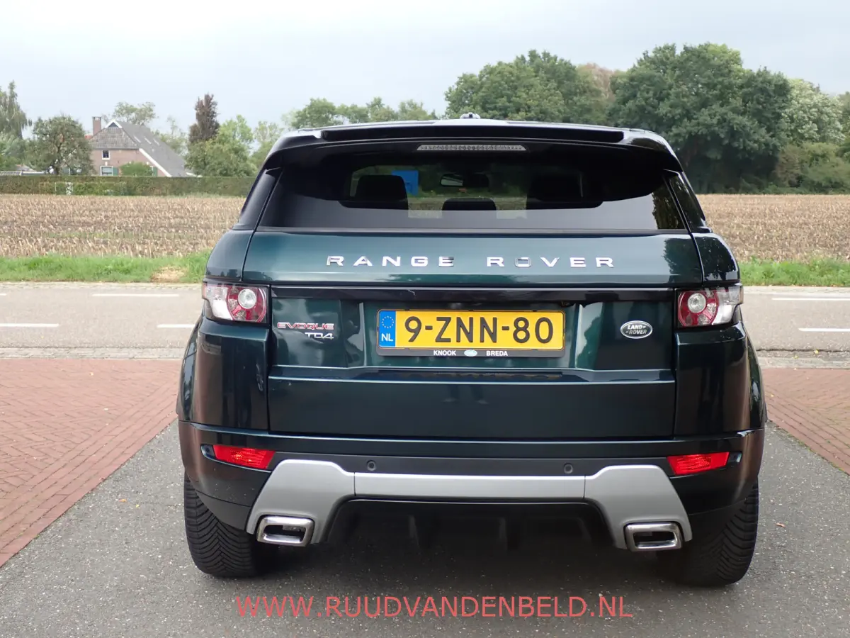2.2 TD4 4WD DYNAMIC / CAMERA / STUUR + STOELVERWARMING / MEMORY / NAVI