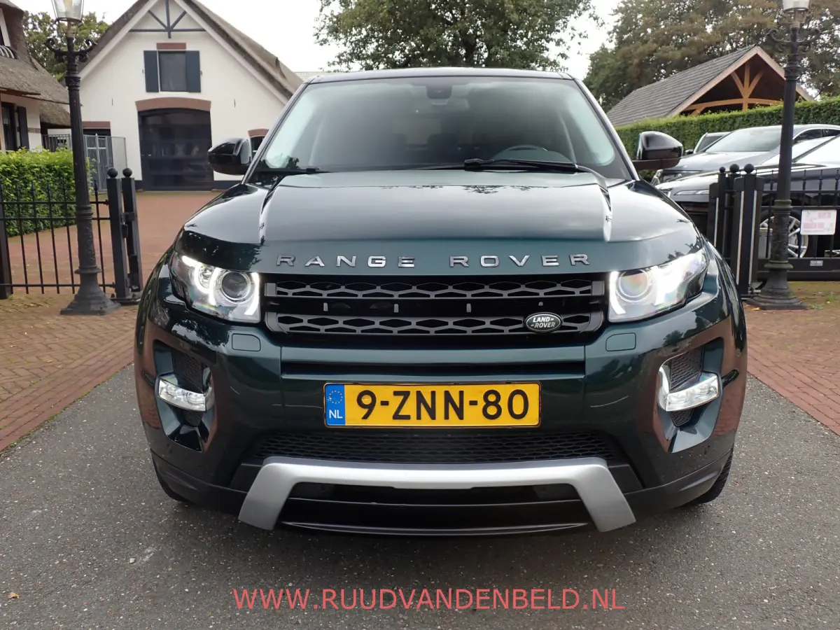 2.2 TD4 4WD DYNAMIC / CAMERA / STUUR + STOELVERWARMING / MEMORY / NAVI