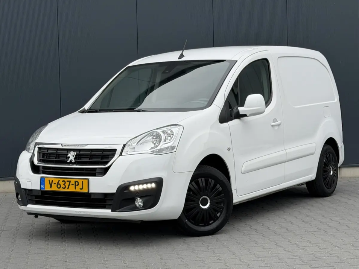 bestel 120 1.6 BlueHDi Automaat - Led - 2e Eigenaar