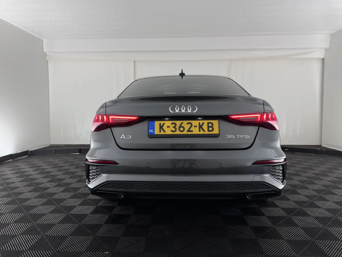 35 TFSI S edition (INCL-BTW)  *AUT | 1/2 LEATHER | MATRIX-LED | HEATED-SPORTSEATS | CRUISE | CAMERA | DIGI-COCKPIT | NAVI-FULLMAP | PRIVACY-GLASS | AMBIENT-LIGHT | ECC | PDC | 18''ALU*