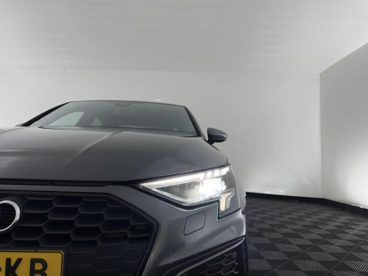 35 TFSI S edition (INCL-BTW)  *AUT | 1/2 LEATHER | MATRIX-LED | HEATED-SPORTSEATS | CRUISE | CAMERA | DIGI-COCKPIT | NAVI-FULLMAP | PRIVACY-GLASS | AMBIENT-LIGHT | ECC | PDC | 18''ALU*