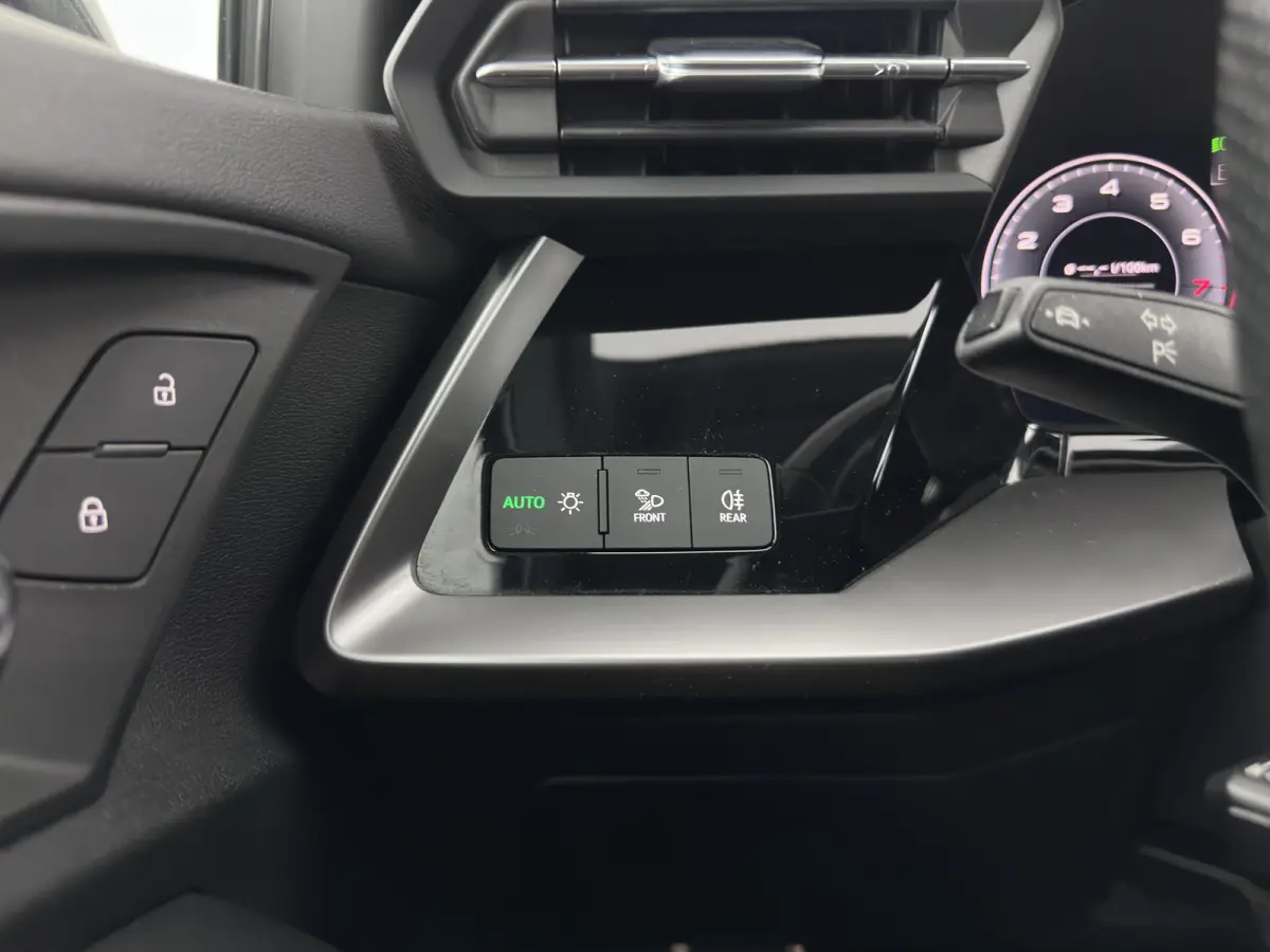 35 TFSI S edition (INCL-BTW)  *AUT | 1/2 LEATHER | MATRIX-LED | HEATED-SPORTSEATS | CRUISE | CAMERA | DIGI-COCKPIT | NAVI-FULLMAP | PRIVACY-GLASS | AMBIENT-LIGHT | ECC | PDC | 18''ALU*