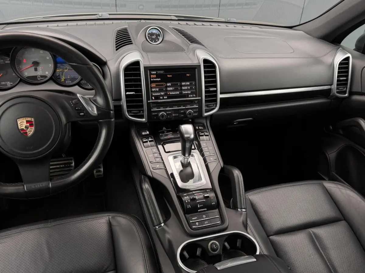 4.8 S ''144DKM'' Schuifdak - Sportchrono - Leder Dashboard