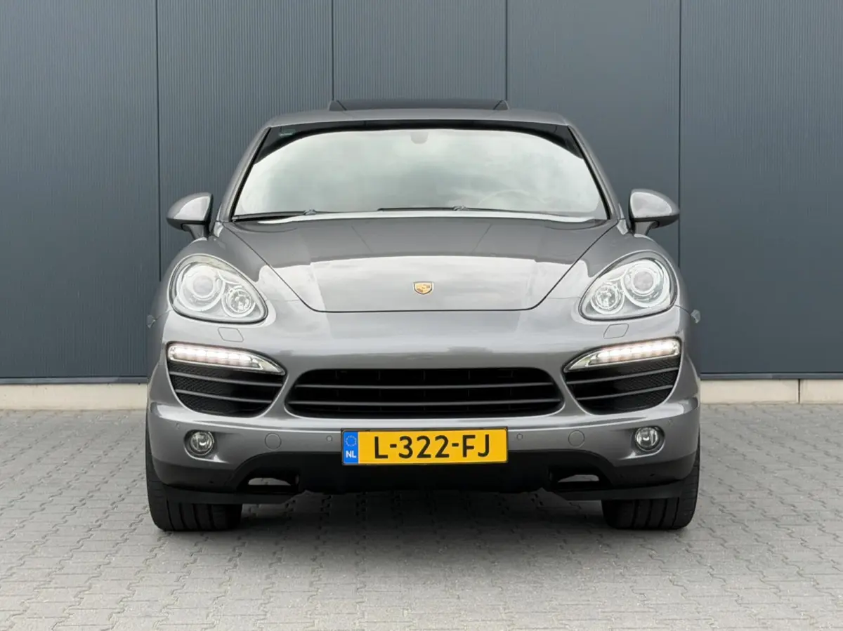 4.8 S ''144DKM'' Schuifdak - Sportchrono - Leder Dashboard