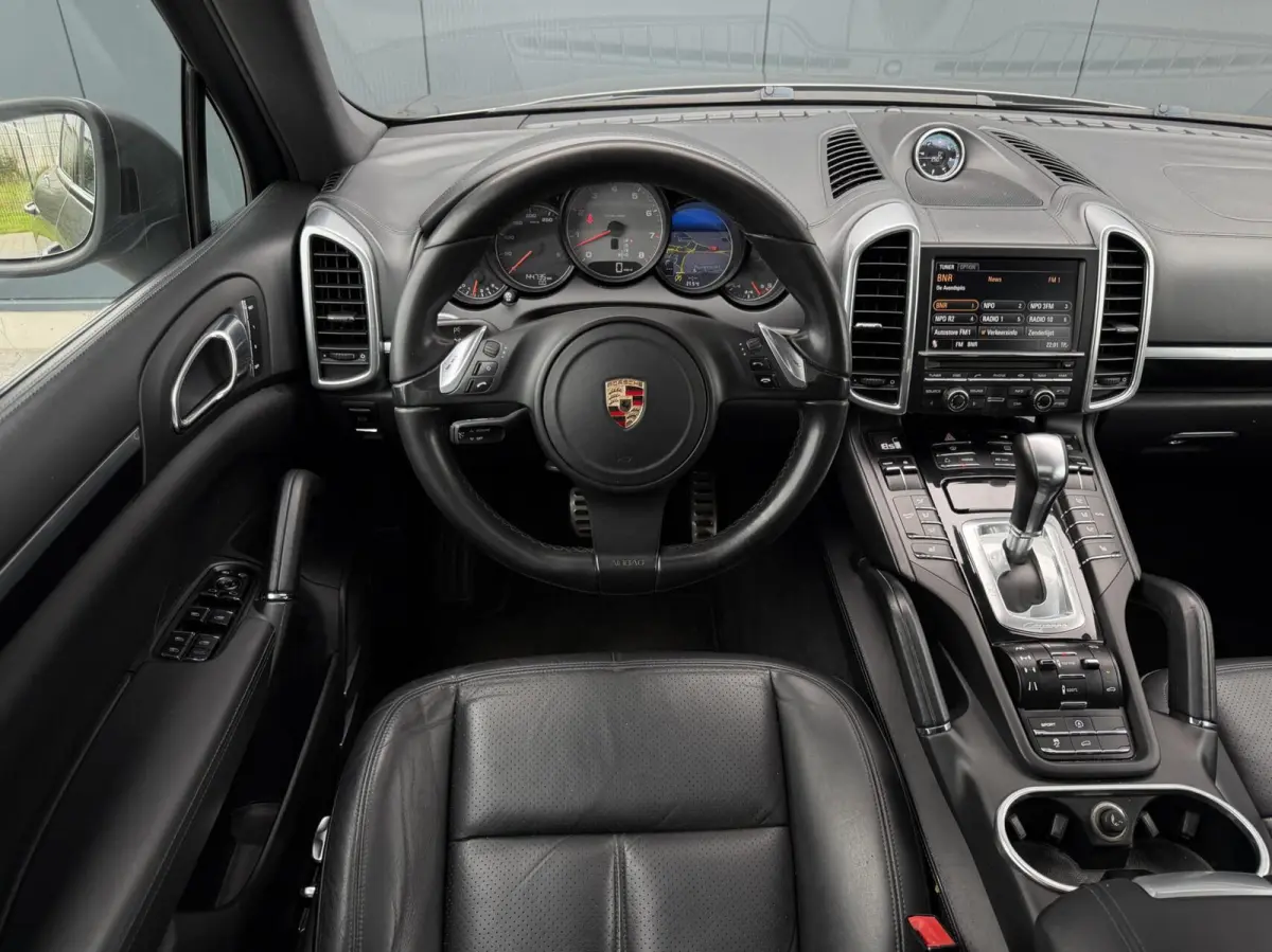 4.8 S ''144DKM'' Schuifdak - Sportchrono - Leder Dashboard