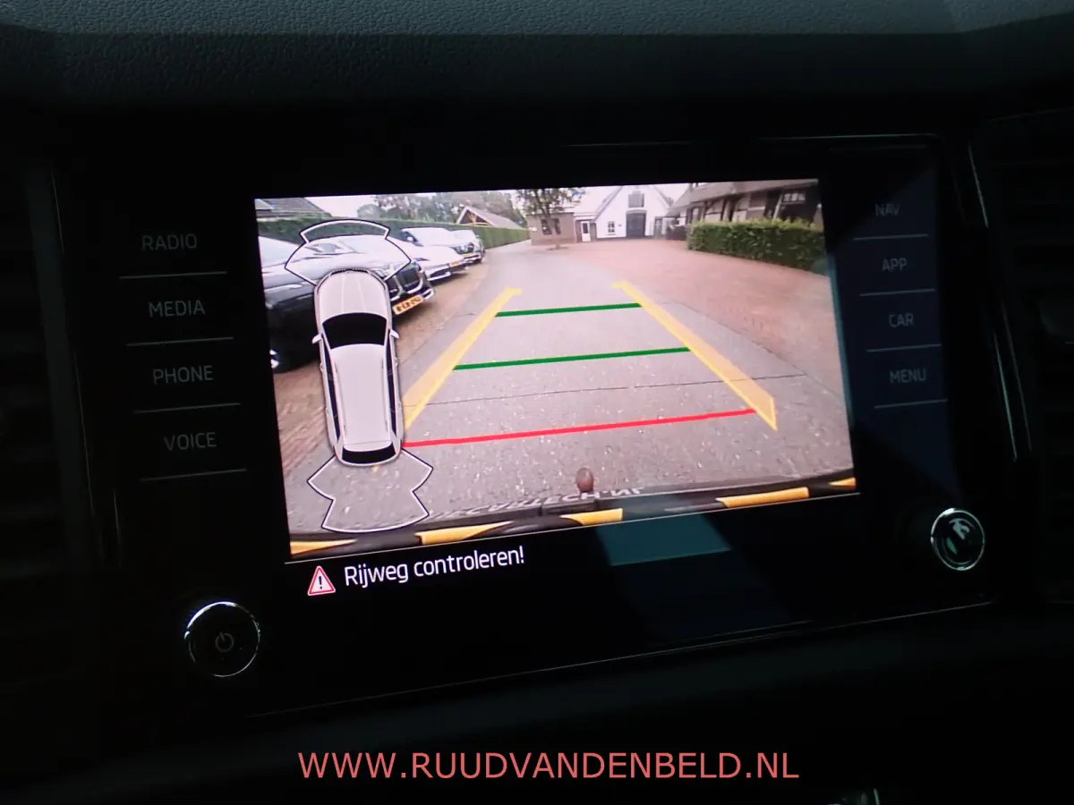 1.5 TSI SPORTLINE 7-PERS / TREKHAAK / CARPLAY / CAMERA / KEYLESS / MEMORY