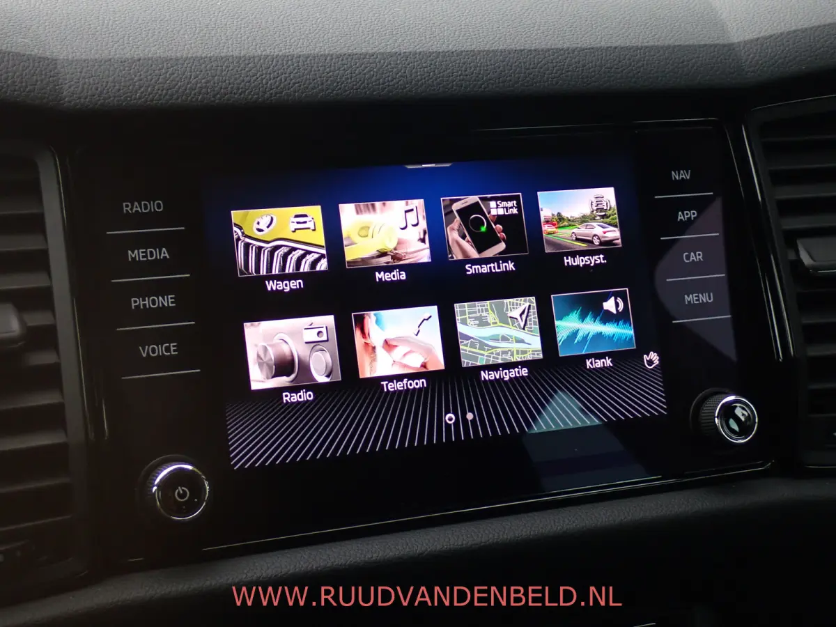 1.5 TSI SPORTLINE 7-PERS / TREKHAAK / CARPLAY / CAMERA / KEYLESS / MEMORY