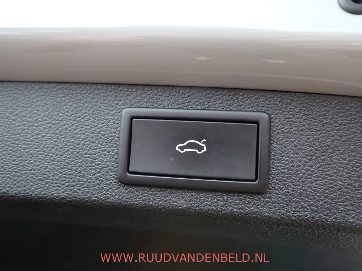 1.5 TSI SPORTLINE 7-PERS / TREKHAAK / CARPLAY / CAMERA / KEYLESS / MEMORY