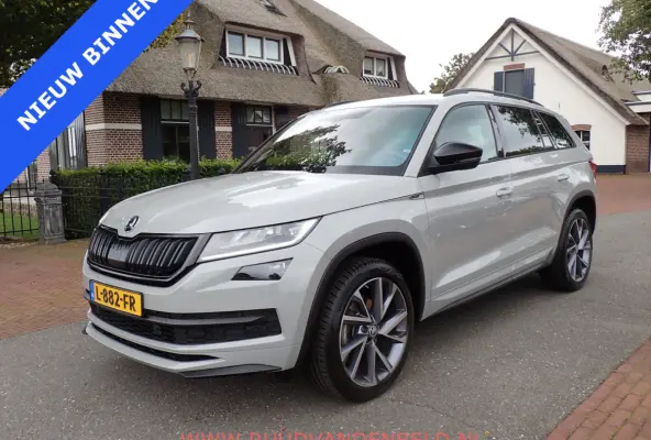 1.5 TSI SPORTLINE 7-PERS / TREKHAAK / CARPLAY / CAMERA / KEYLESS / MEMORY