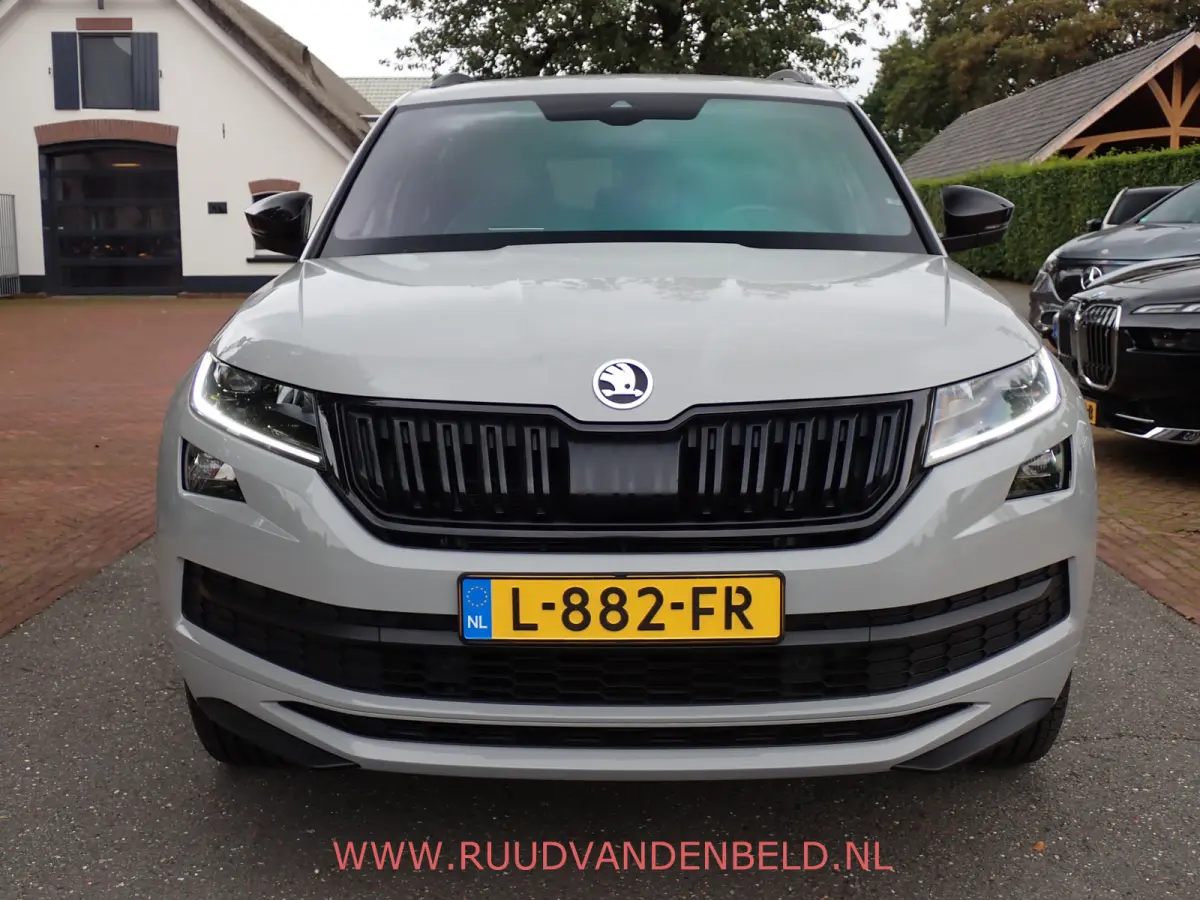 1.5 TSI SPORTLINE 7-PERS / TREKHAAK / CARPLAY / CAMERA / KEYLESS / MEMORY