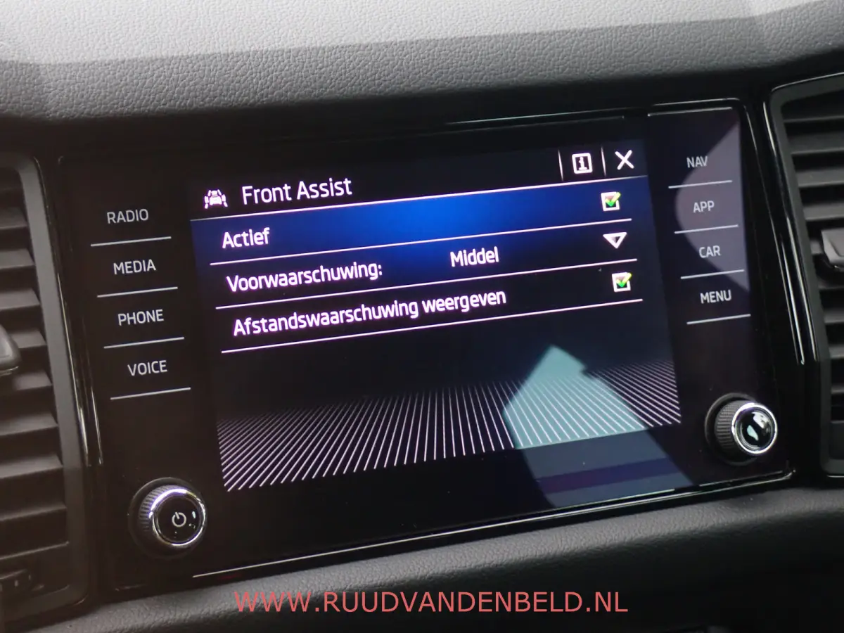1.5 TSI SPORTLINE 7-PERS / TREKHAAK / CARPLAY / CAMERA / KEYLESS / MEMORY