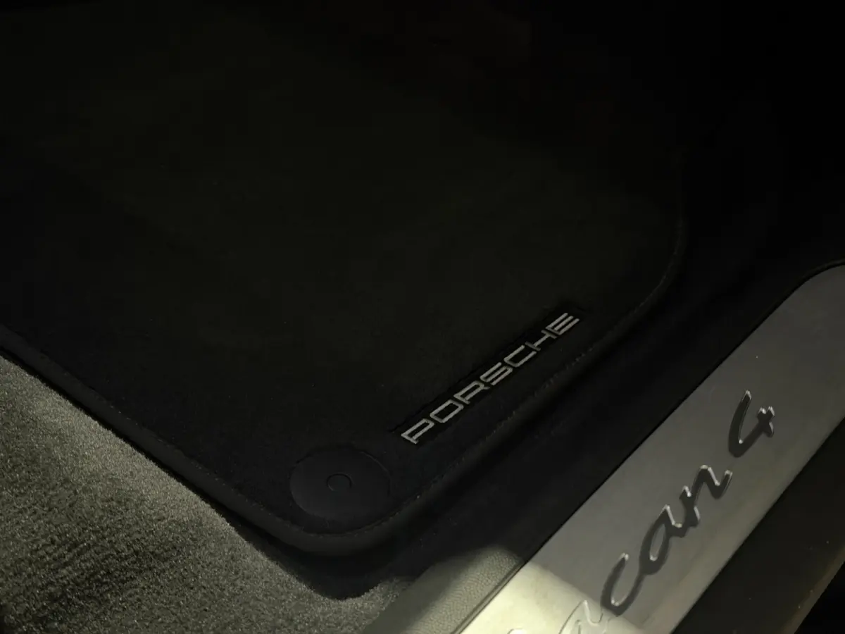 4 100 kWh | Panoramadak | Bose audio | Luxe Leder