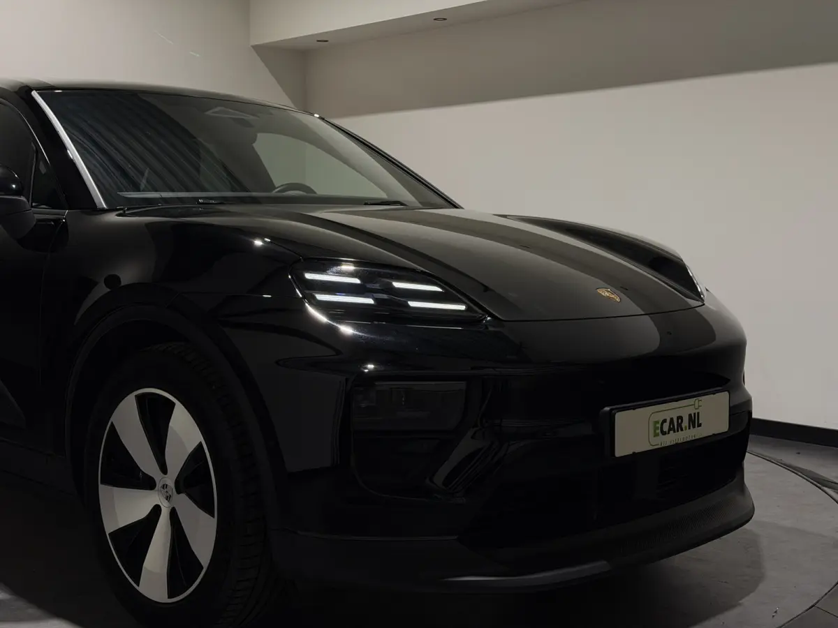 4 100 kWh | Panoramadak | Bose audio | Luxe Leder