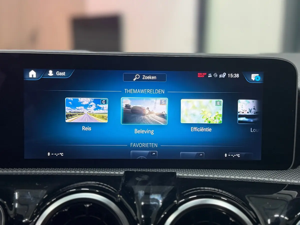 180 Business Solution AMG | MBUX | LED | Camera | Cruise | Lane Assist | Dodehoek
