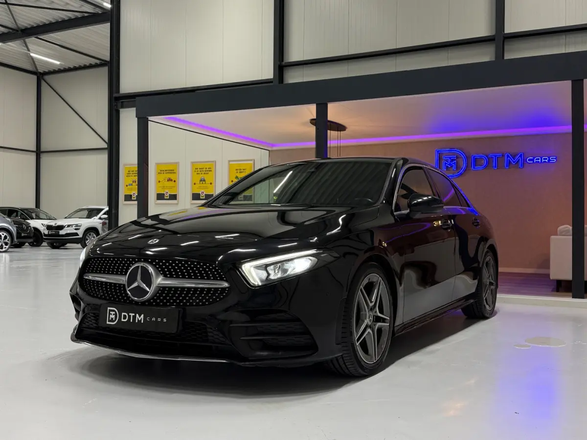 180 Business Solution AMG | MBUX | LED | Camera | Cruise | Lane Assist | Dodehoek