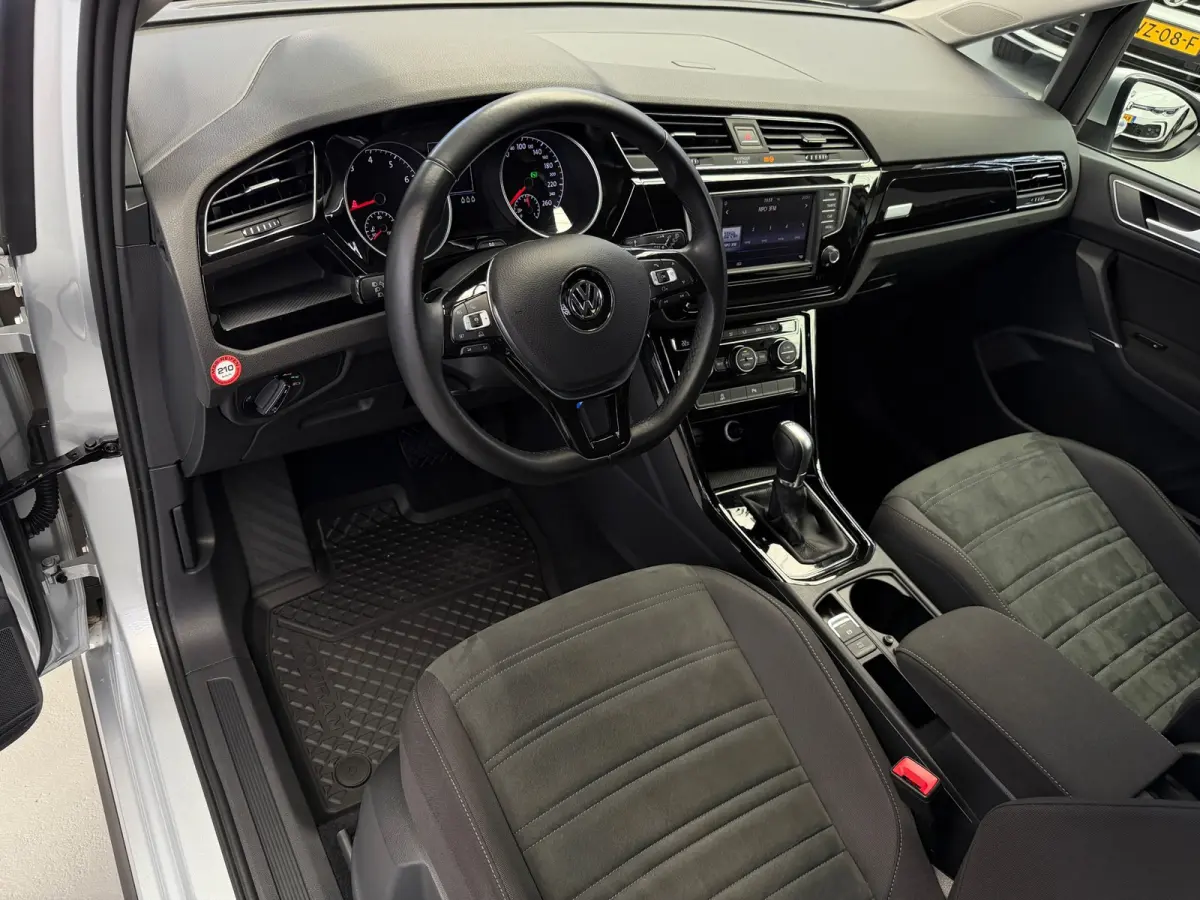 1.4 TSI R-Line 5p CarPlay Trekhaak