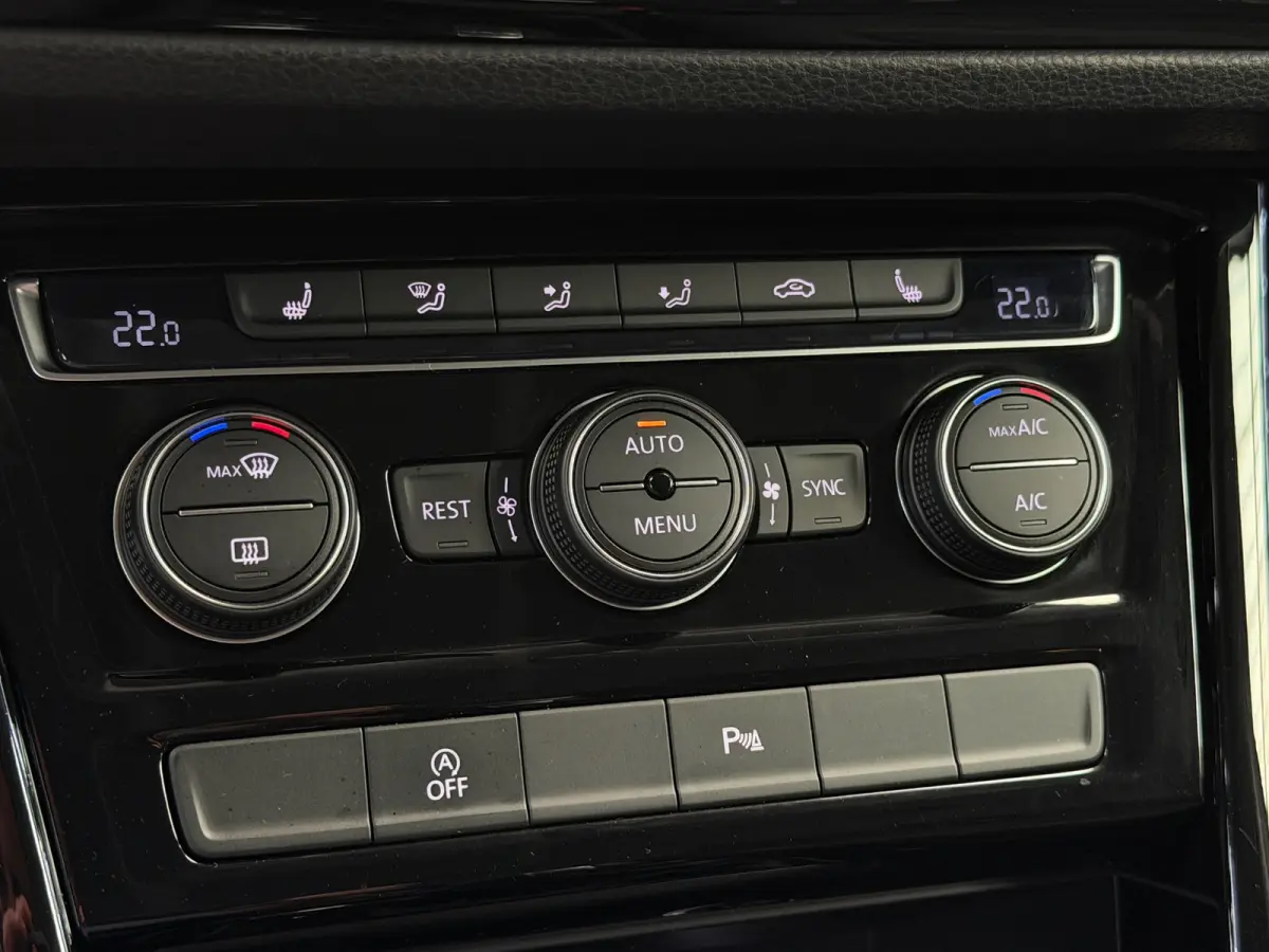 1.4 TSI R-Line 5p CarPlay Trekhaak