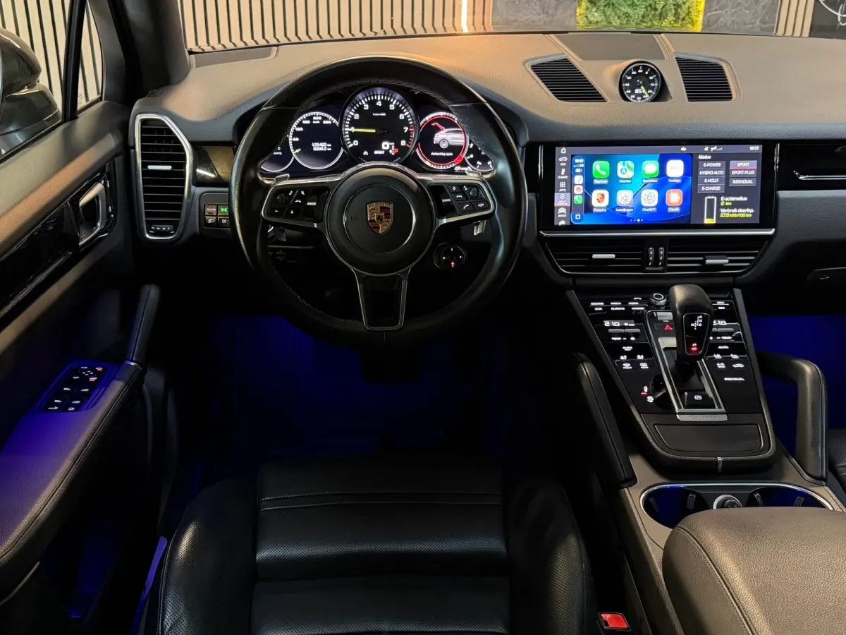 3.0 E-Hybrid PANO|BOSE|SOFTCLOSE|SPORTUITLAAT|KEYLESS|360 CAMERA|TREKHAAK|BOSE|22 INCH|90%SOH|BOMVOL!