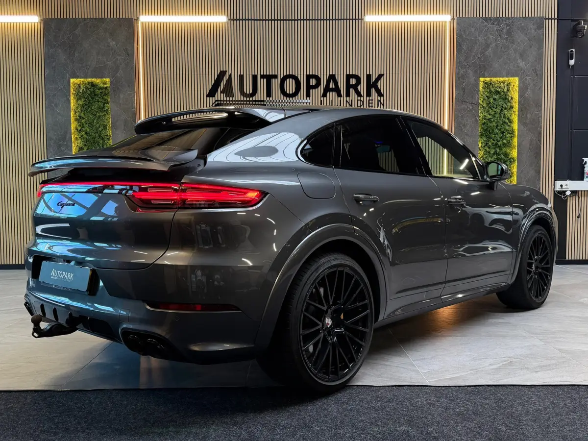 3.0 E-Hybrid PANO|BOSE|SOFTCLOSE|SPORTUITLAAT|KEYLESS|360 CAMERA|TREKHAAK|BOSE|22 INCH|90%SOH|BOMVOL!
